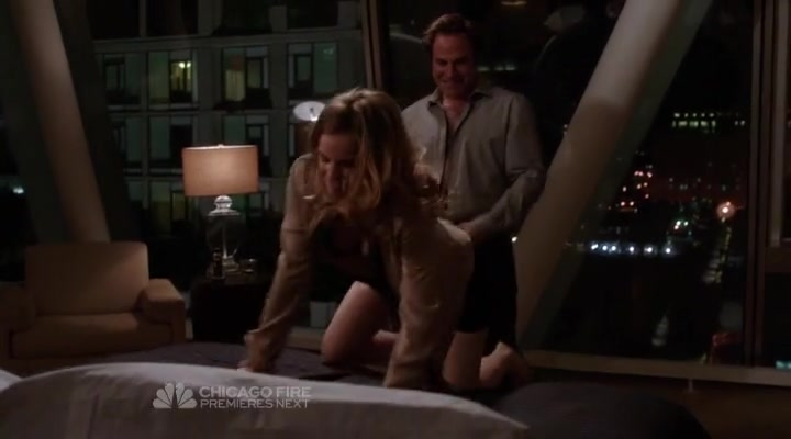 Anna Chlumsky sexy - Law Order Special Victims Unit s14e03 (2013)