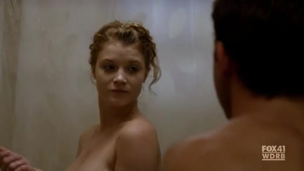 Sarah Jones sexy - Lone Star s01e02 (2010)