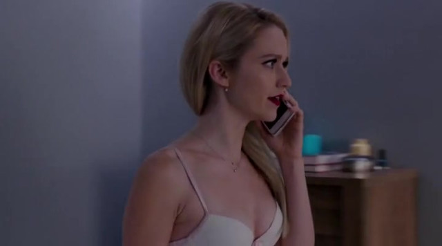 Johanna Braddy sexy - Quantico s01e22 (2015)