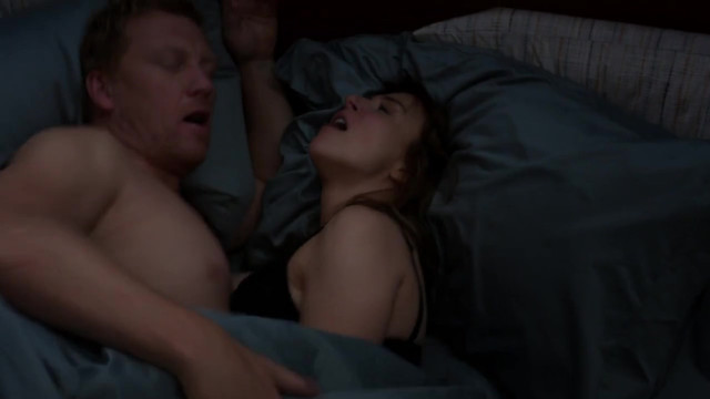 Caterina Scorsone sexy - Greys Anatomy s15e03 (2018)