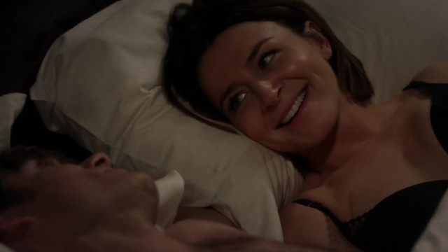 Caterina Scorsone sexy - Greys Anatomy s15e21 (2018)