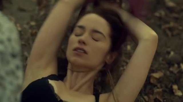 Melanie Scrofano sexy - Wynonna Earp s01e05 (2016)