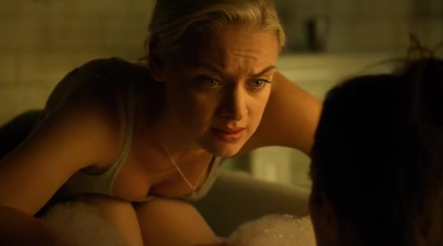 Rachel Skarsten sexy, Anna Silk sexy - Lost Girl s03e12 (2013)