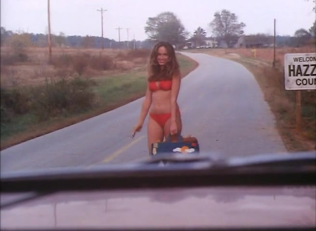 Catherine Bach sexy - The Dukes of Hazzard s01e01 (1979)