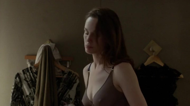 Michelle Dockery sexy - Good Behavior s01e07 (2016)