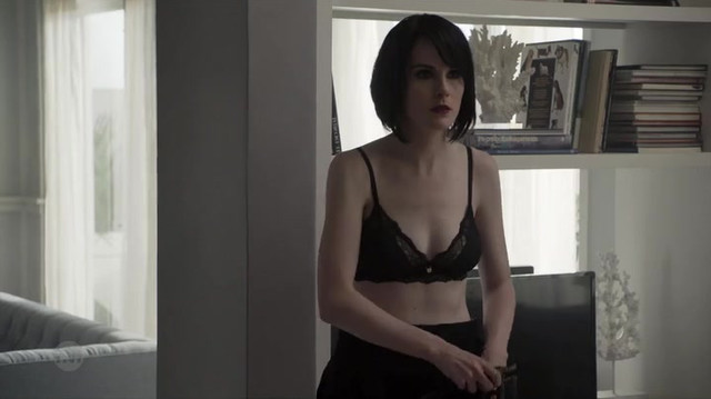 Michelle Dockery sexy - Good Behavior s01e10 (2016)