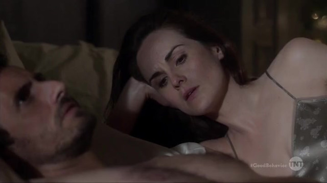 Michelle Dockery sexy - Good Behavior s02e03 (2017)