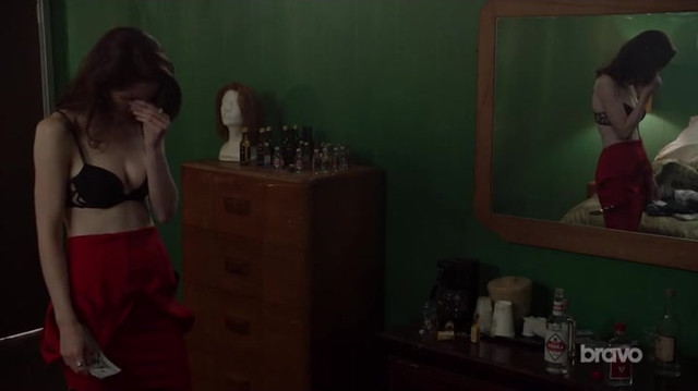 Michelle Dockery sexy - Good Behavior s02e07 (2017)