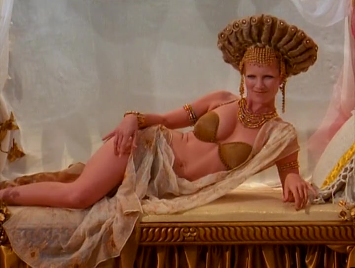 Alexandra Tydings sexy - Xena: Warrior Princess s06e12 (2000)