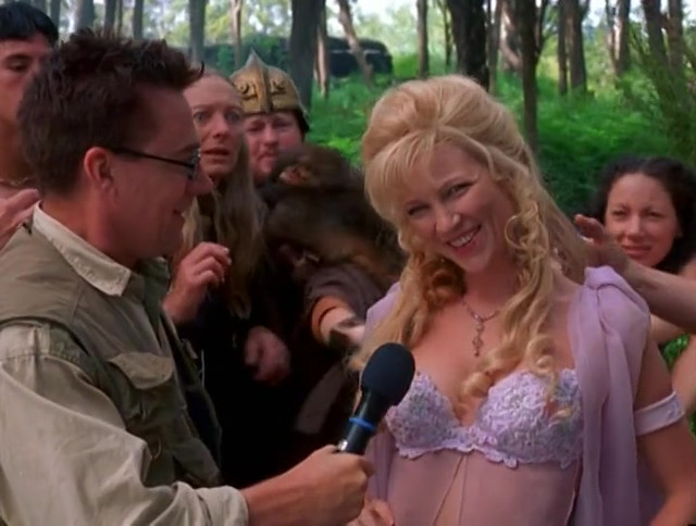 Alexandra Tydings sexy - Xena Warrior Princess s06e13 (2000)