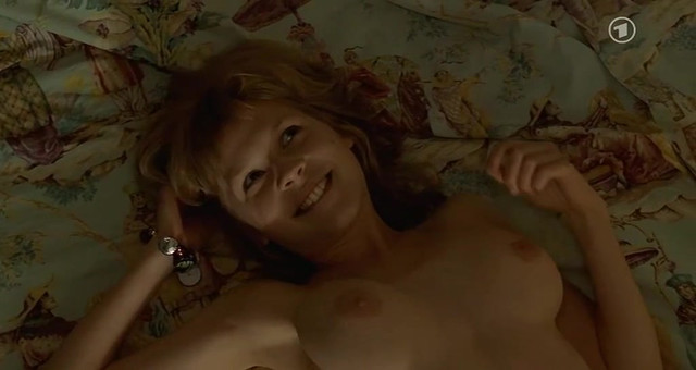 Clemence Poesy nude - Olgas Sommer (2002)