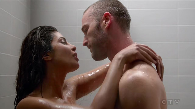 Priyanka Chopra sexy - Quantico s01e01, e03, e05, e06, e11 (2015)