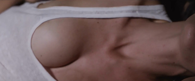 Berenice Bejo nude, Martina Gusman nude - La quietud (2018)