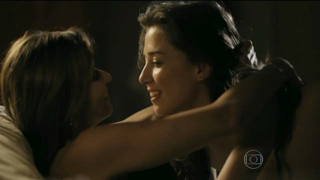 Paula Burlamaqui sexy, Marjorie Estiano nude - Eu Que Amo Tanto s01e03 (2014)