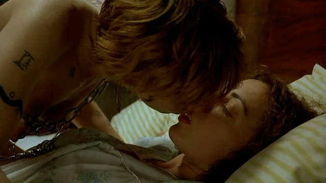 Saskia Reeves nude, Amanda Plummer nude - Butterfly Kiss (1995)