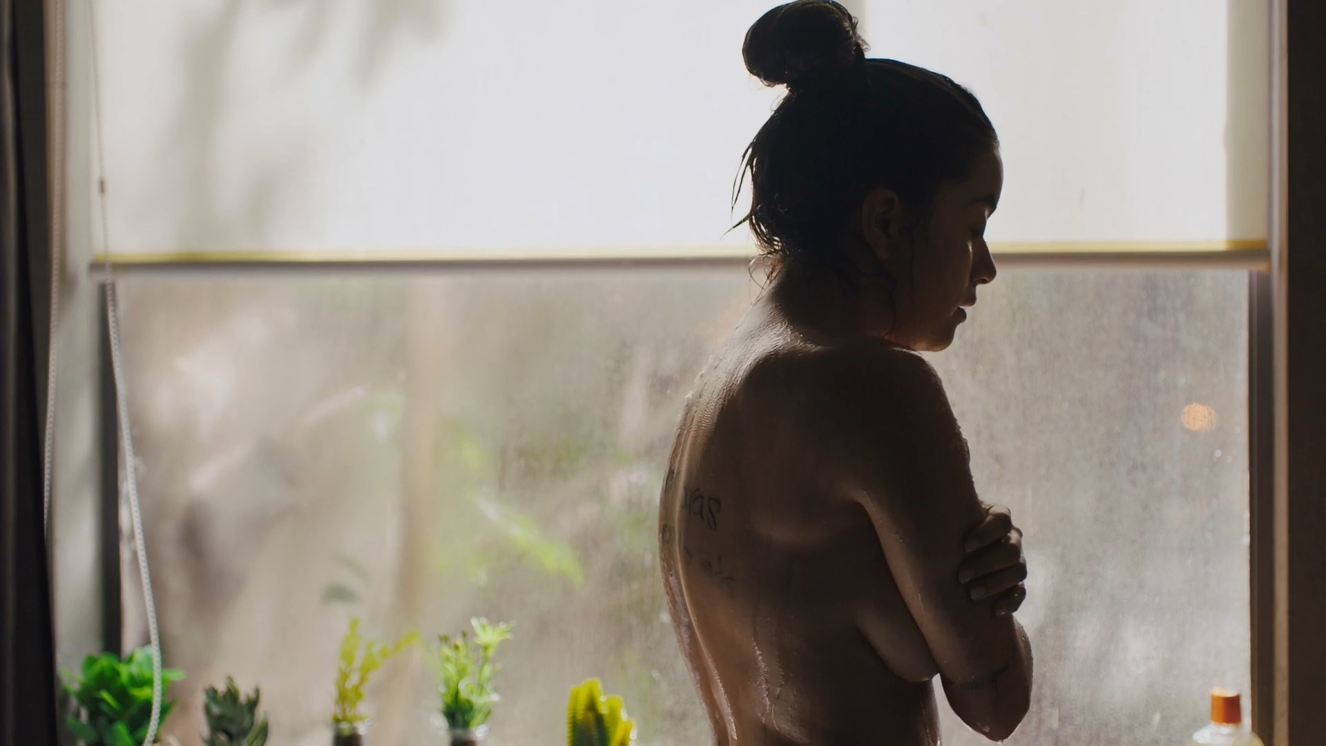 Paulina Gaitan nude - Diablo Guardian s02e01-05 (2019)