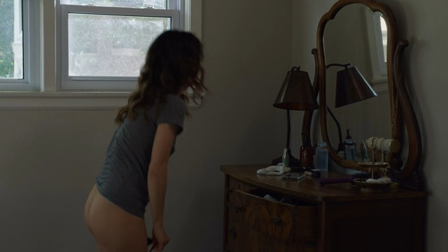 Stephanie Branco nude, Elizabeth Reaser nude - Easy s03e05 (2019)