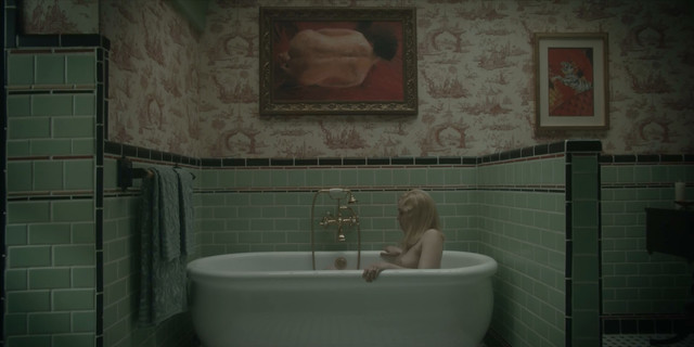 Bella Heathcote nude, Laine Neil nude - Strange Angel s02e06 (2019)