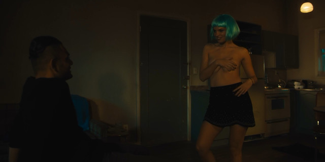 Nola Palmer nude, Gaite Jansen nude - Jett s01e09 (2019)