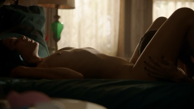 Mishel Prada nude, Maria-Elena Laas nude - Vida s02e03 (2019)