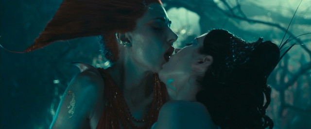 Vera Filatova sexy, Tiffany Mulheron sexy, Ashley Mulheron nude - Lesbian Vampire Killers (2009)