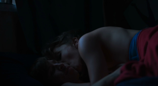 Jessica Rothe sexy, Kathleen Rose Perkins sexy - Juveniles (2018)