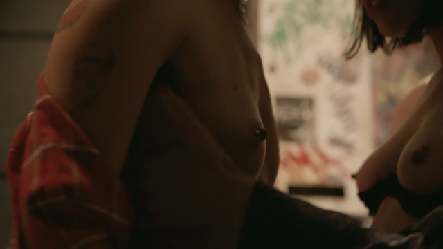 Mishel Prada nude, Roberta Colindrezs nude - Vida s02e10 (2019)