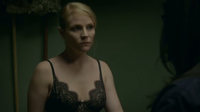 Emily Tarver sexy, Laura Prepon sexy - Orange Is the New Black s07e02-10 (2019)