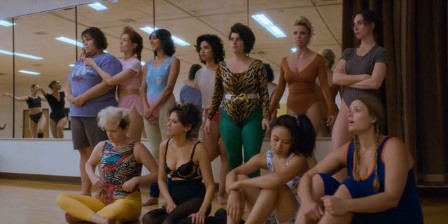 Alison Brie sexy, Betty Gilpin sexy, Jackie Tohn sexy, Kate Nash sexy - Glow s03e03 (2019)