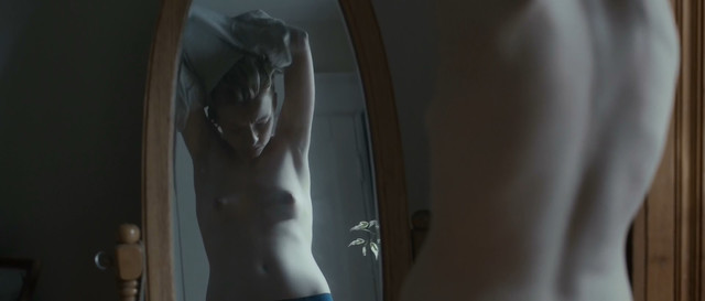 Hannah Gross sexy, Deragh Campbell nude - I Used to Be Darker (2013)