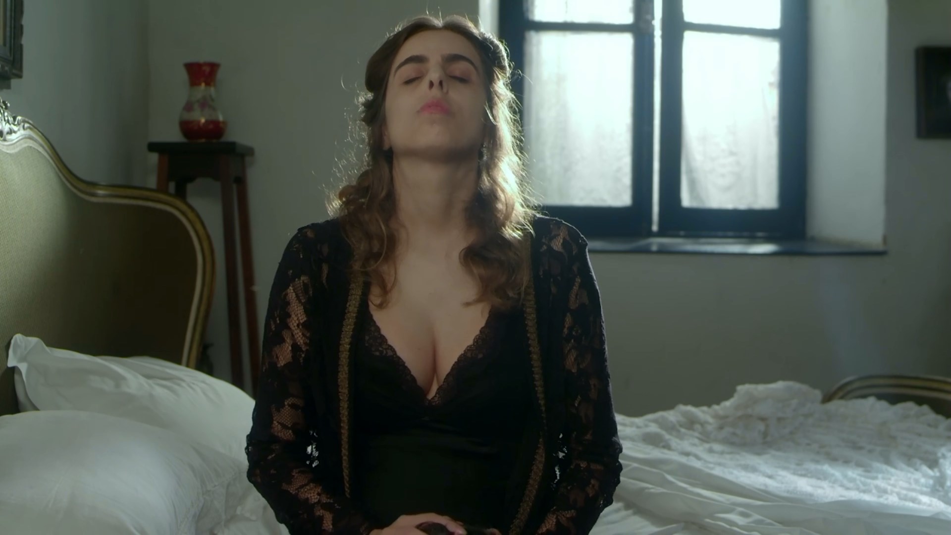 Ana Petta sexy, Luiza Porto sexy - Os Imortais do Brasil s01e08 (2019) O Estigma (2017)