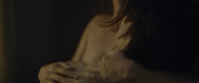 Alicia Vikander nude, Riley Keough nude - Earthquake Bird (2019)