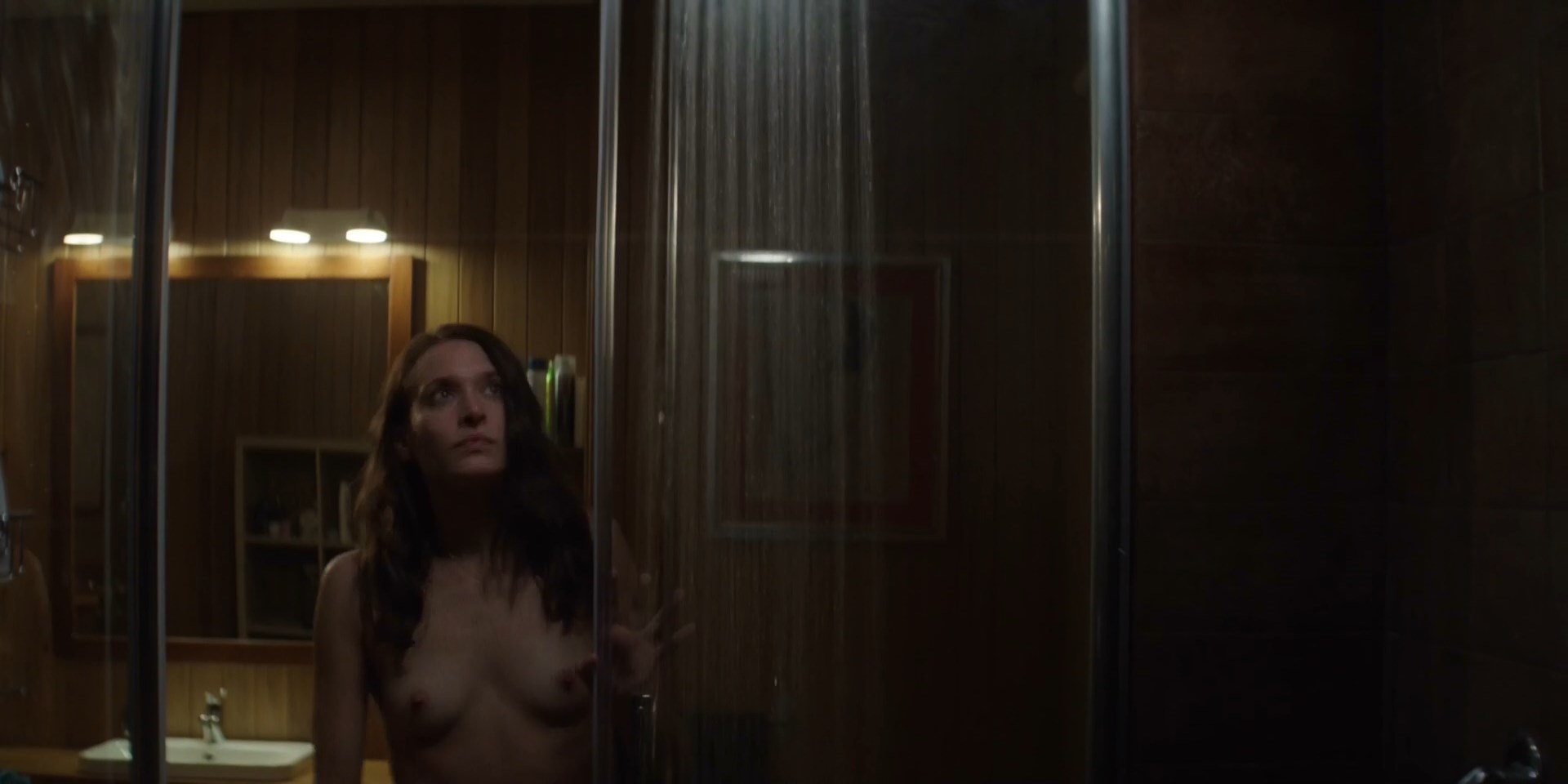 Josefin Asplund nude - Sanctuary s01e03e06 (2019)