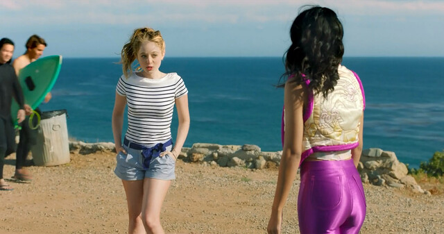 Carson Meyer sexy, Bianca A. Santos sexy, Pamela Anderson sexy, Molly Ringwald sexy - SPF-18 (2017)