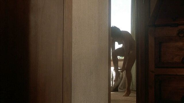 Anais de Melo nude - The Evil That Men Do (1984)