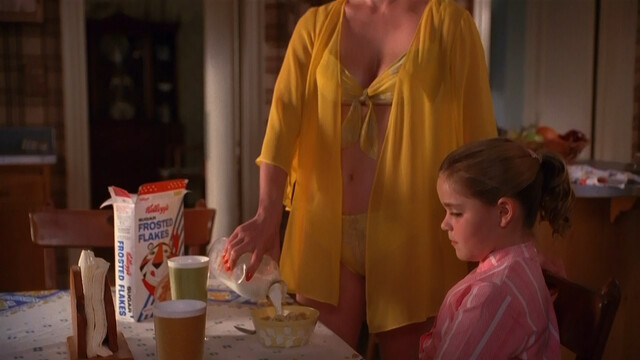 January Jones sexy, Melinda McGraw sexy, Rima Yazbeck sexy - Mad Men s02e06 (2008)