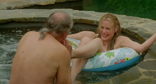 Daryl Hannah nude - Keeping Up with the Steins (2006)