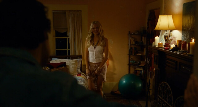 Jennifer Aniston sexy, Malin Akerman nude, Kerri Kenney nude, Lauren Ambrose sexy - Wanderlust (2012)