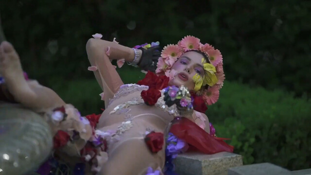 Bella Thorne sexy - Forbidden Flower (2019)