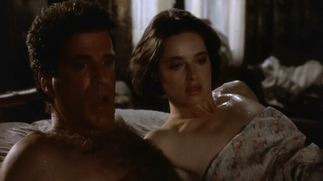 Isabella Rossellini sexy, Sean Young sexy - Cousins (1989)