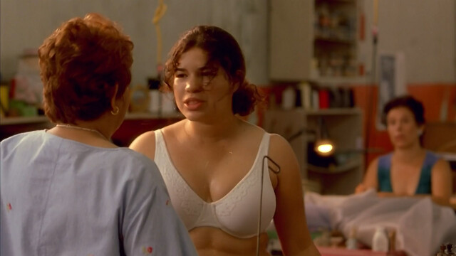 America Ferrera sexy - Real Women Have Curves (2002)