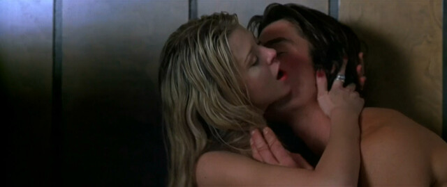 Tara Reid nude, Emily Procter nude - Body Shots (1999)