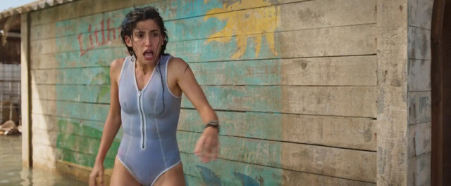 Tania Raymonde sexy - Deep Blue Sea 3 (2020)