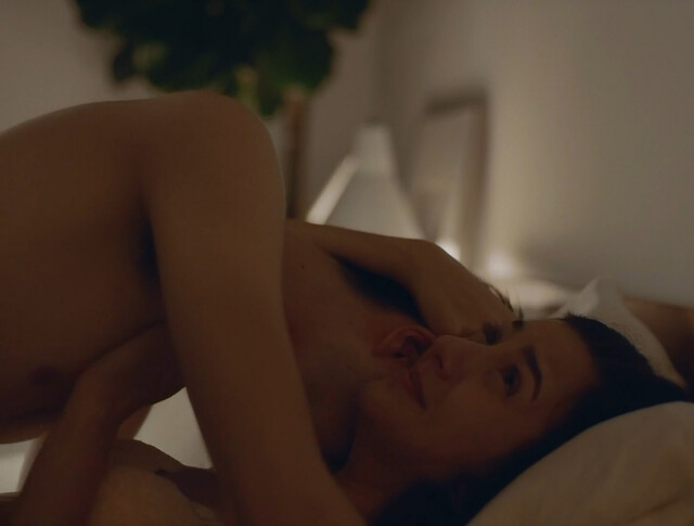 Katie Findlay sexy - Straight Up (2019)