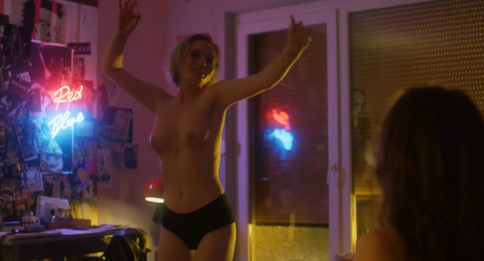 Sarah Mahita nude, Emma Drogunova nude - Bonnie & Bonnie (2019)