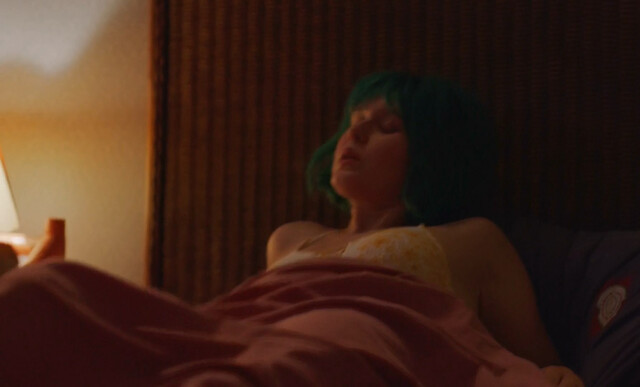 Essie Davis sexy, Eliza Scanlen sexy - Babyteeth (2019)