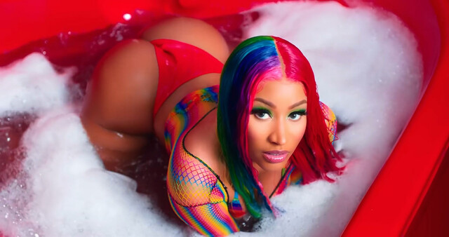 Nicki Minaj sexy - Trollz (2020)