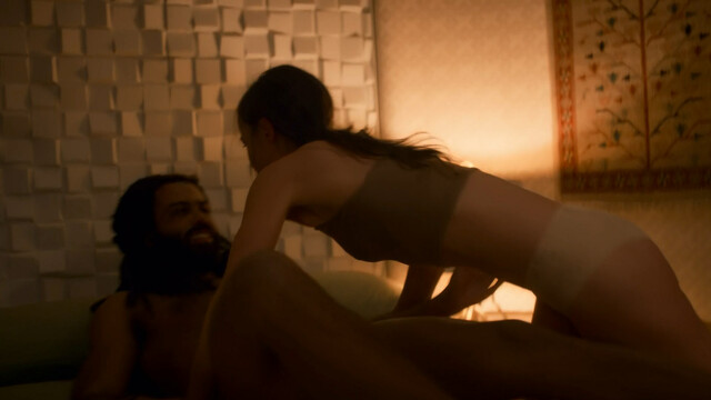 Katie McGuinness nude - Snowpiercer s01e06 (2020)