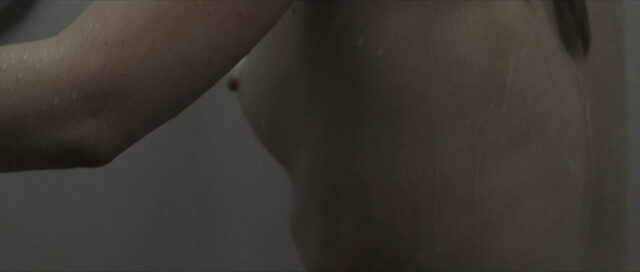 Evelyne Rompre nude - 2 fois une femme (2010)