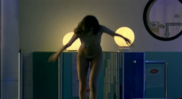 Valeria Solarino nude - Fame Chimica (2003)